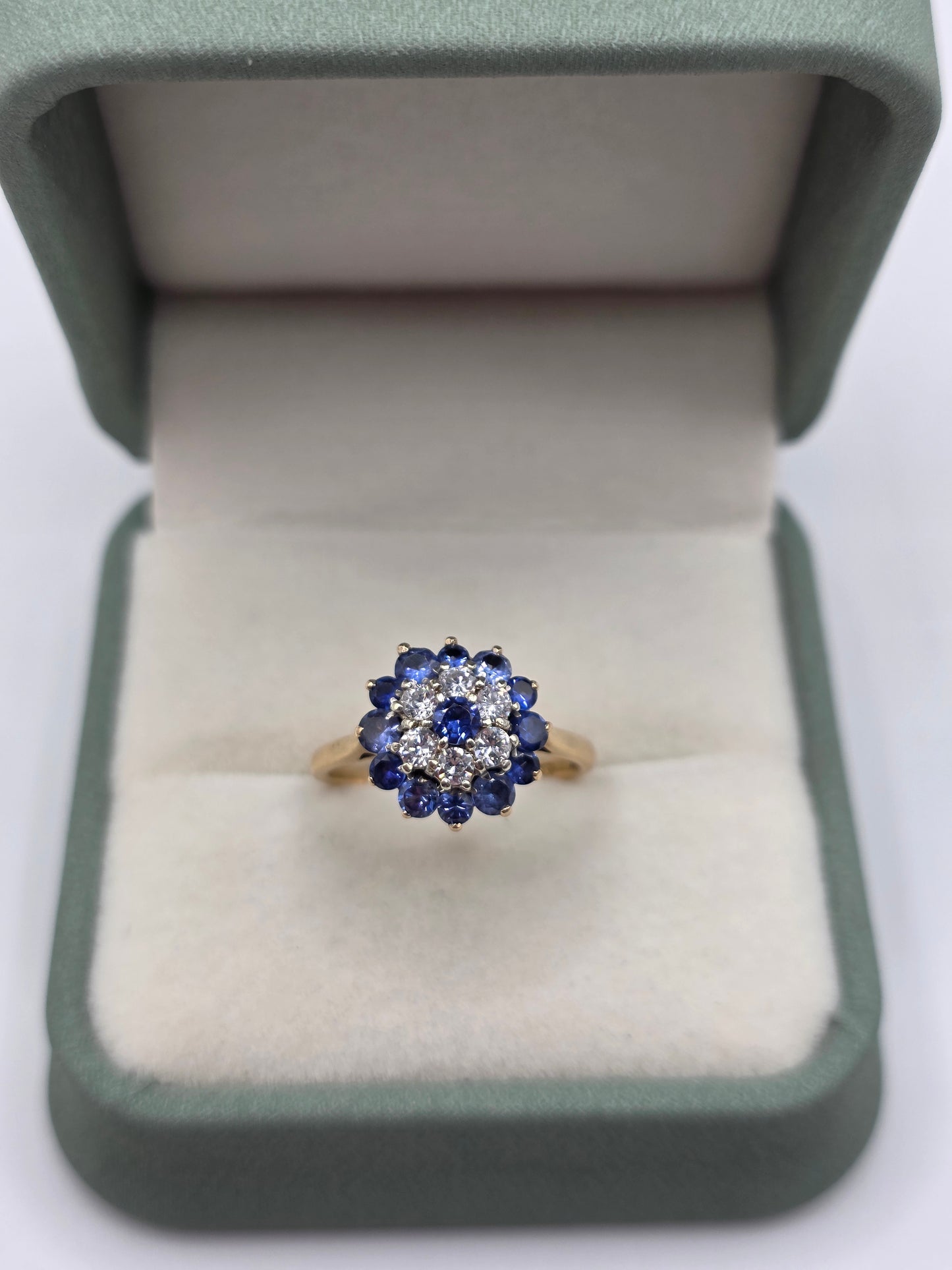 9ct gold sapphire and cz ring
