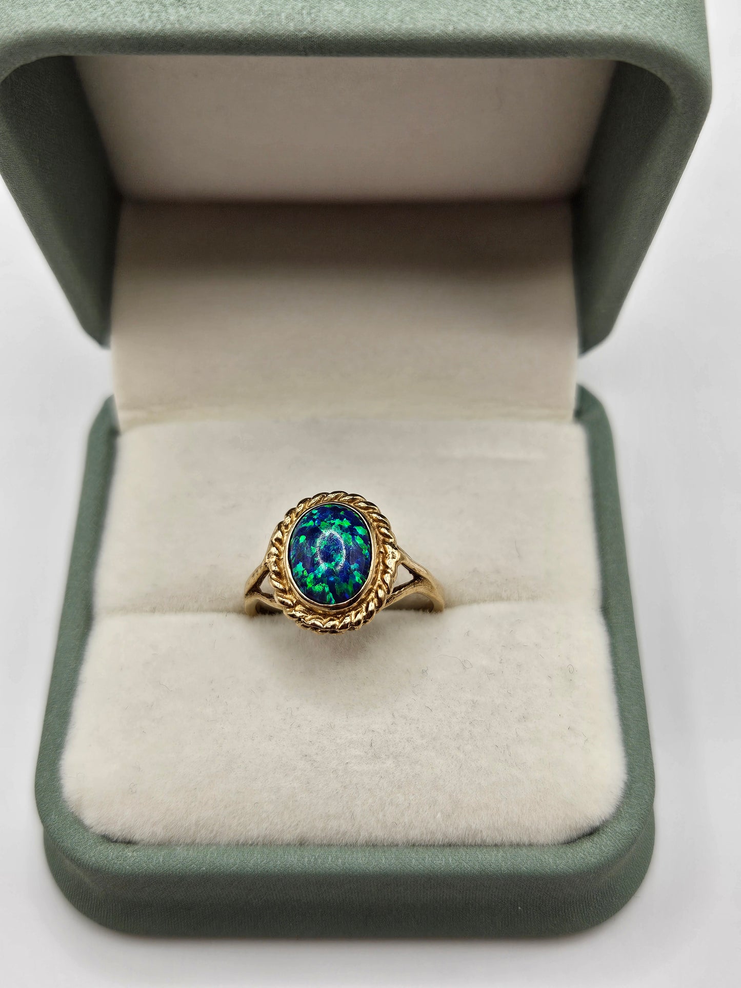 9ct gold synthetic opal ring