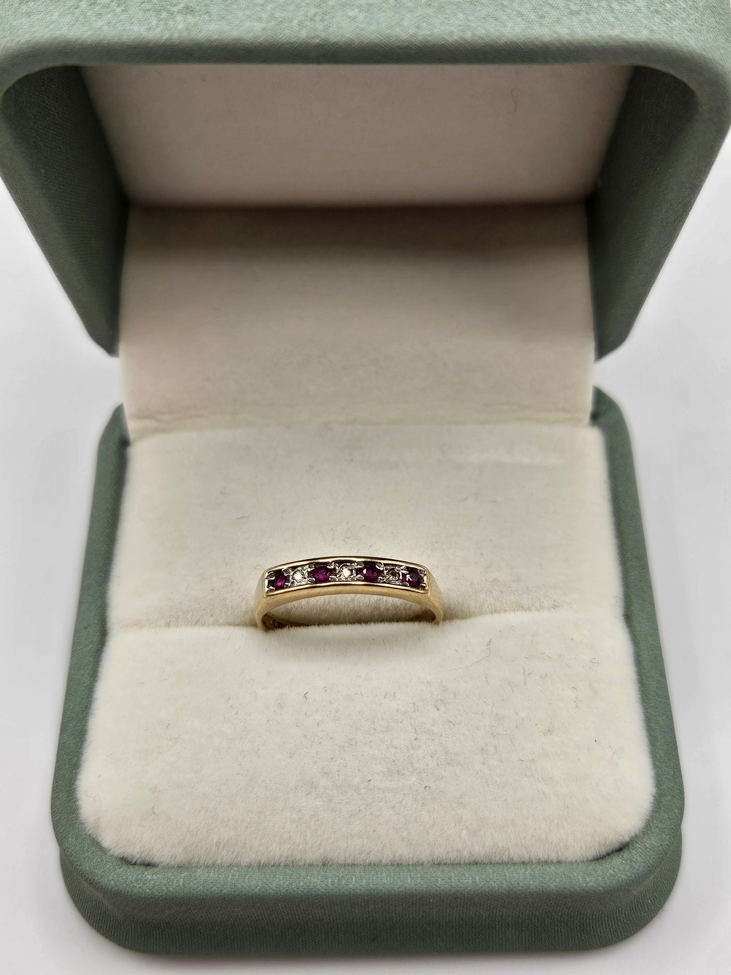 9ct gold ruby and diamond ring