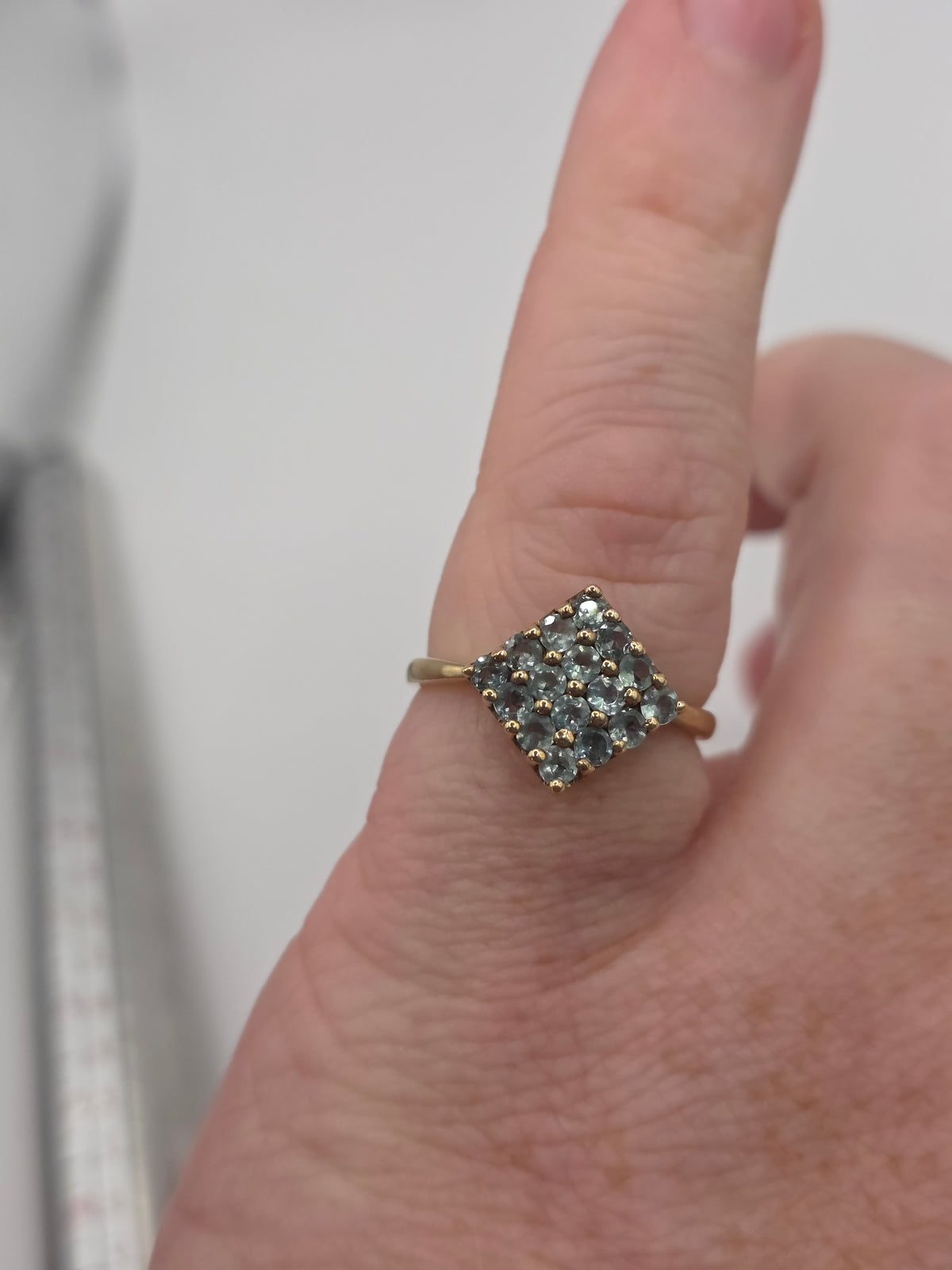 9ct gold alexandrite ring