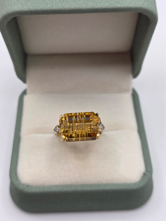 Glen lehrer 9ct gold citrine and white topaz ring