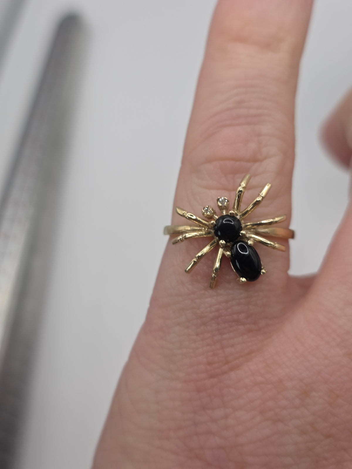 9ct gold onyx and diamond spider ring