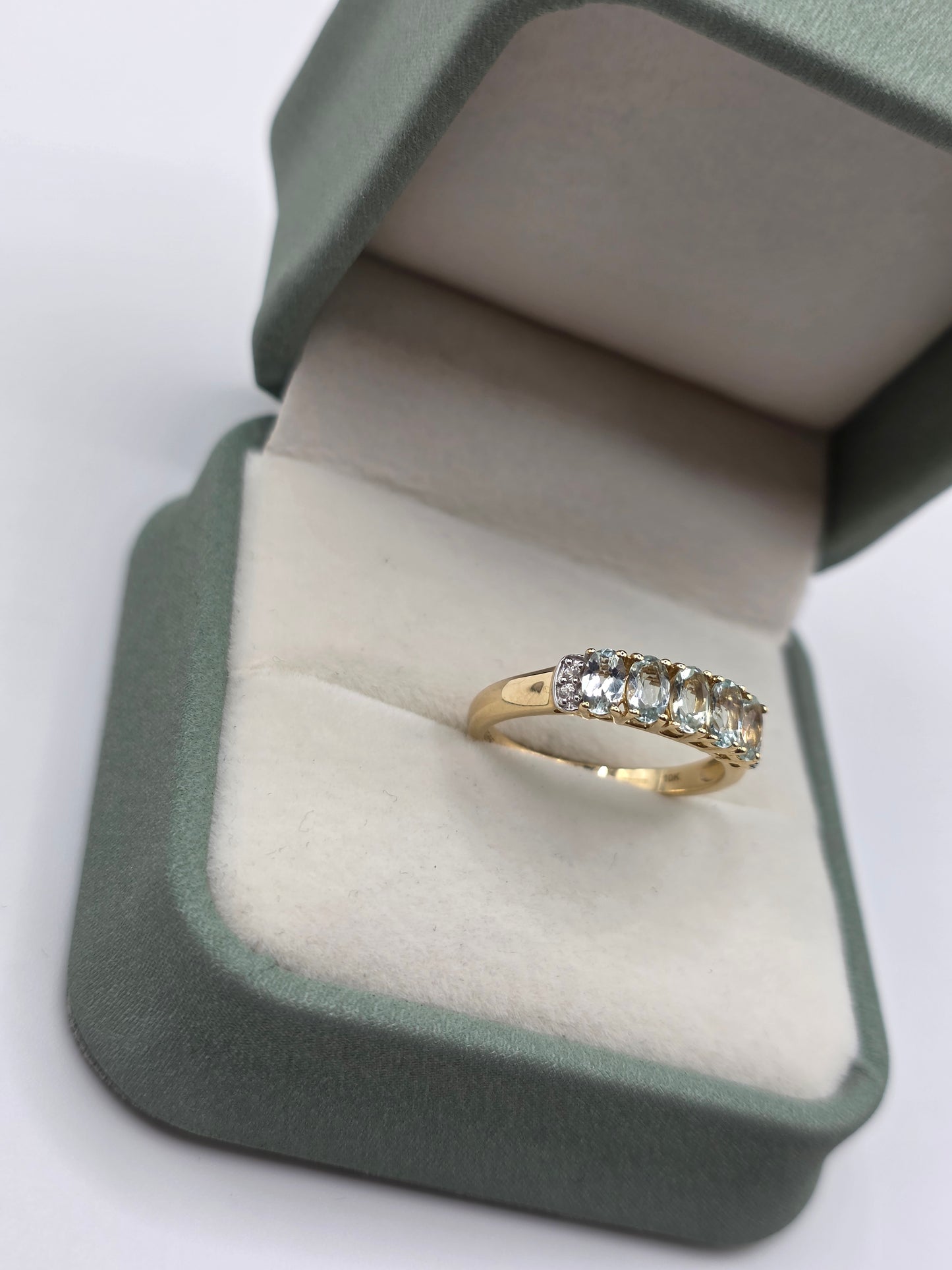 9ct gold tourmaline and diamond ring