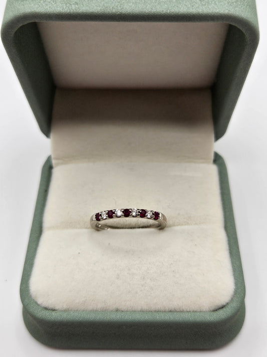 9ct white gold ruby and diamond ring