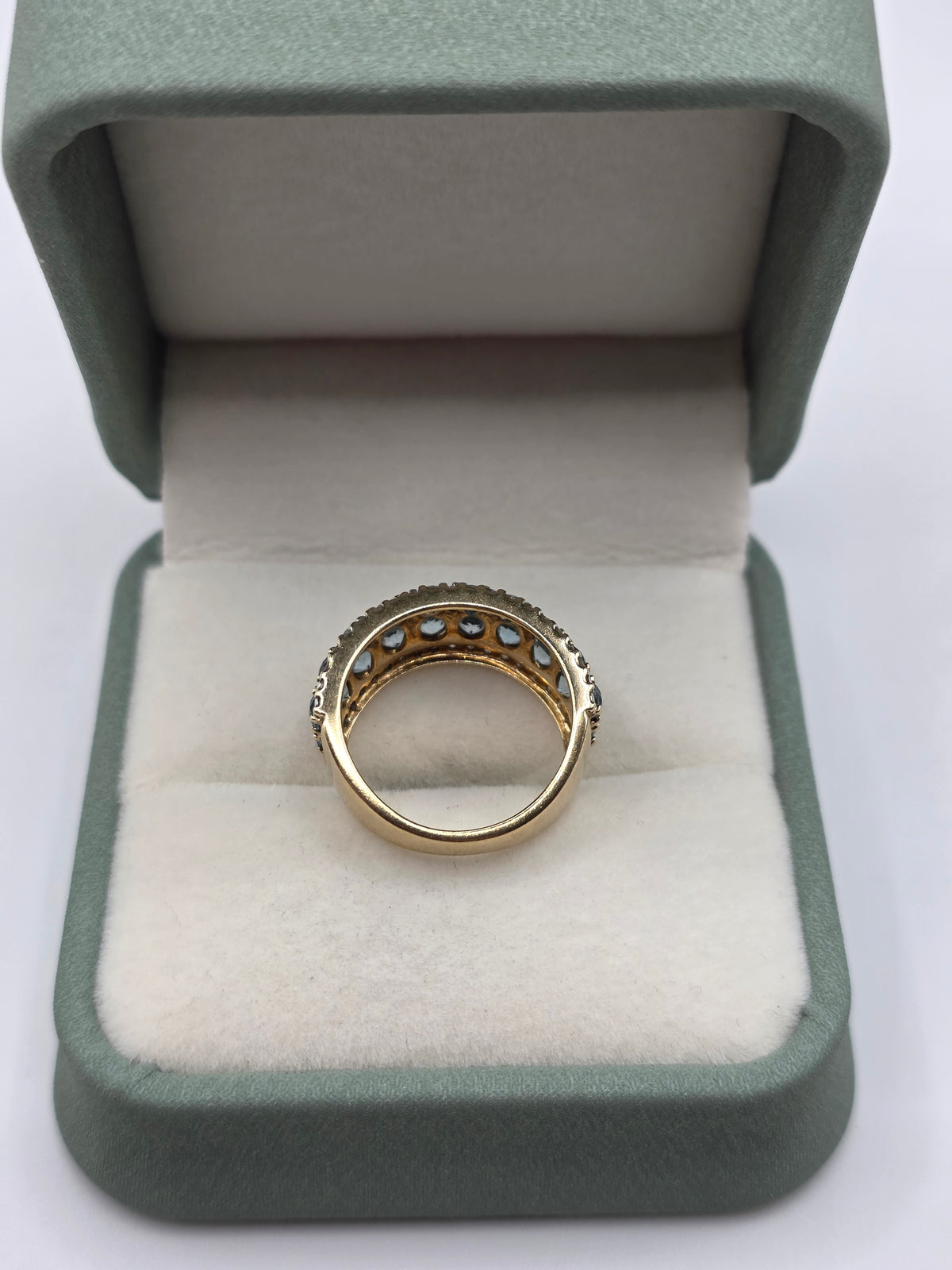 9ct gold topaz ring