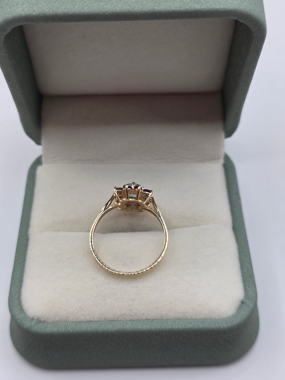 9ct gold topaz and amethyst cluster ring