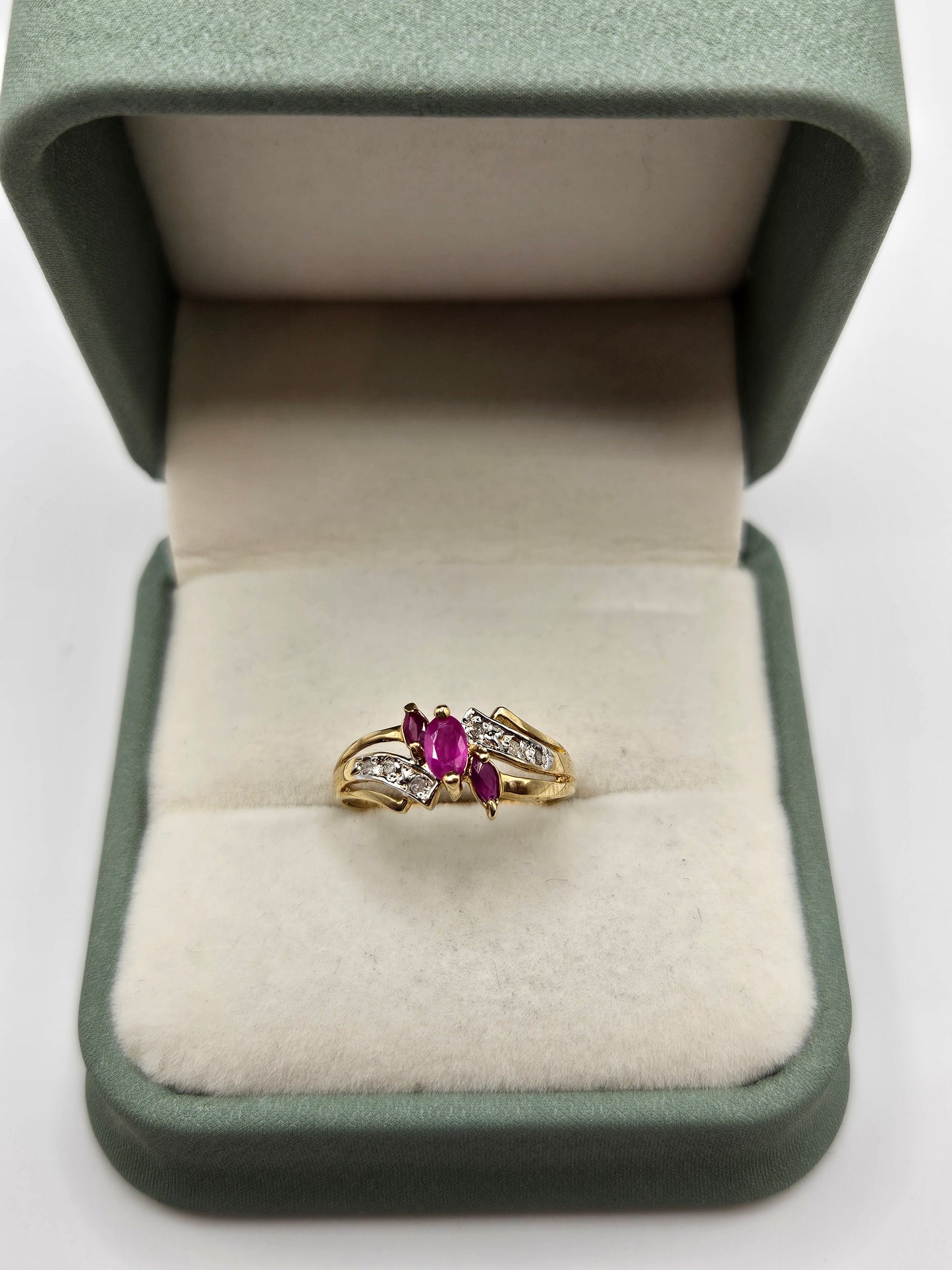 9ct gold ruby and diamond ring