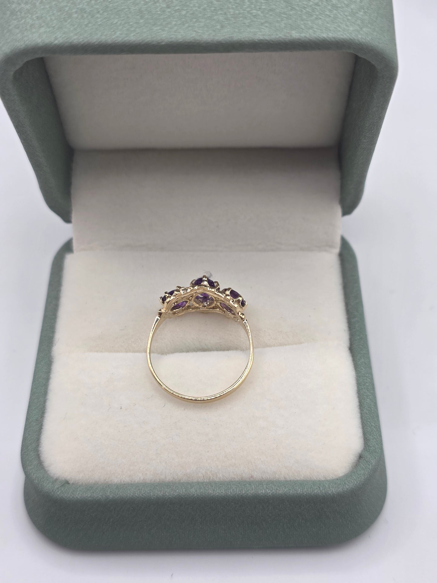 9ct gold amethyst ring
