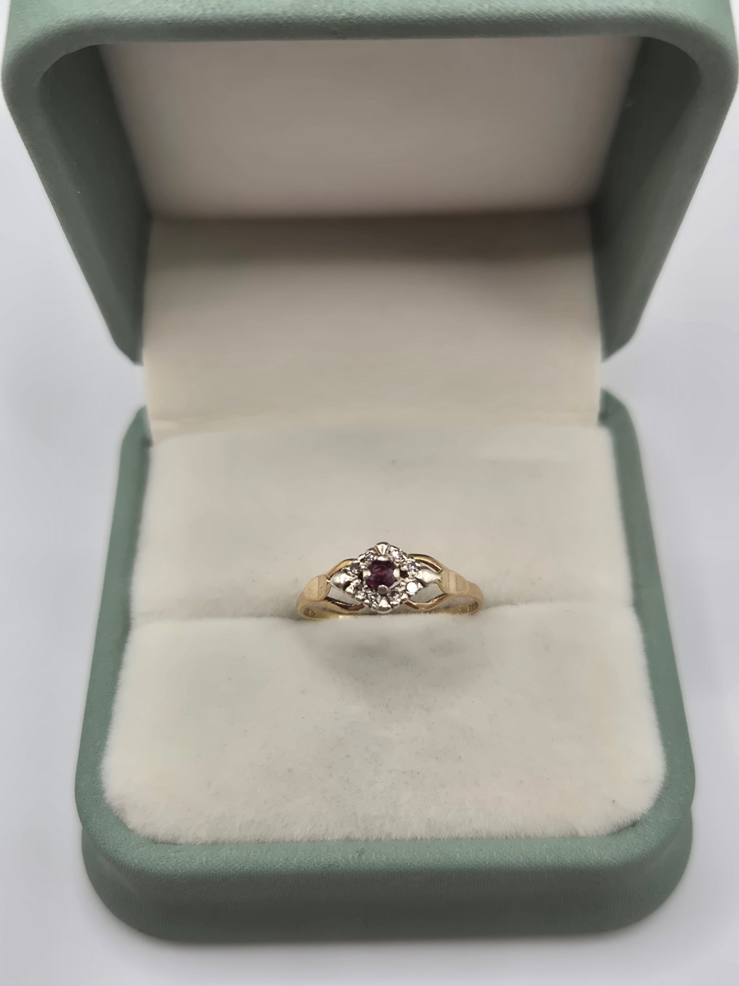 9ct gold ruby and diamond ring
