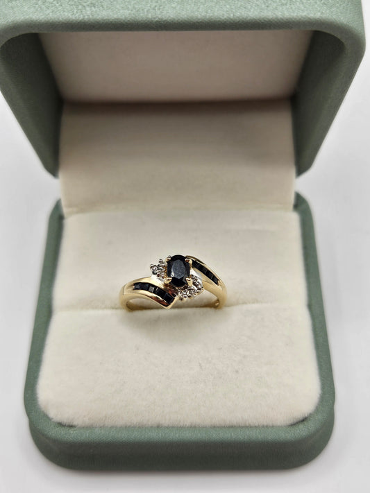 9ct gold sapphire and diamond ring