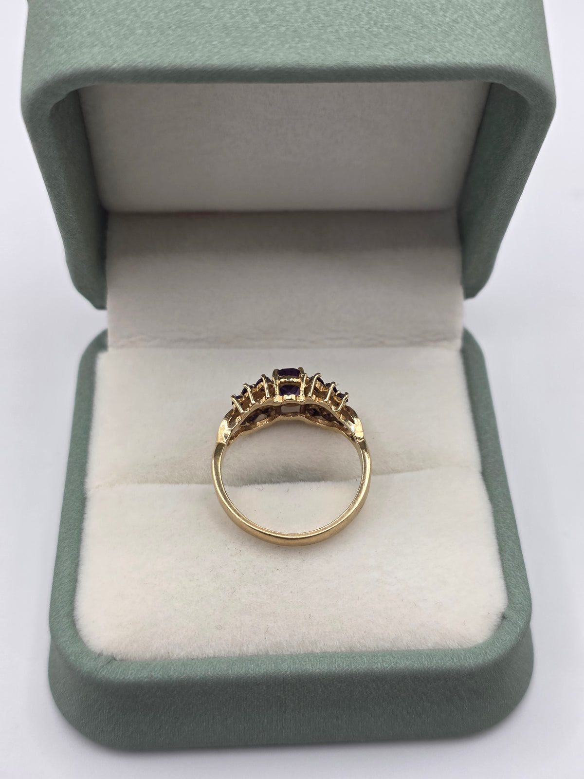 9ct gold amethyst ring