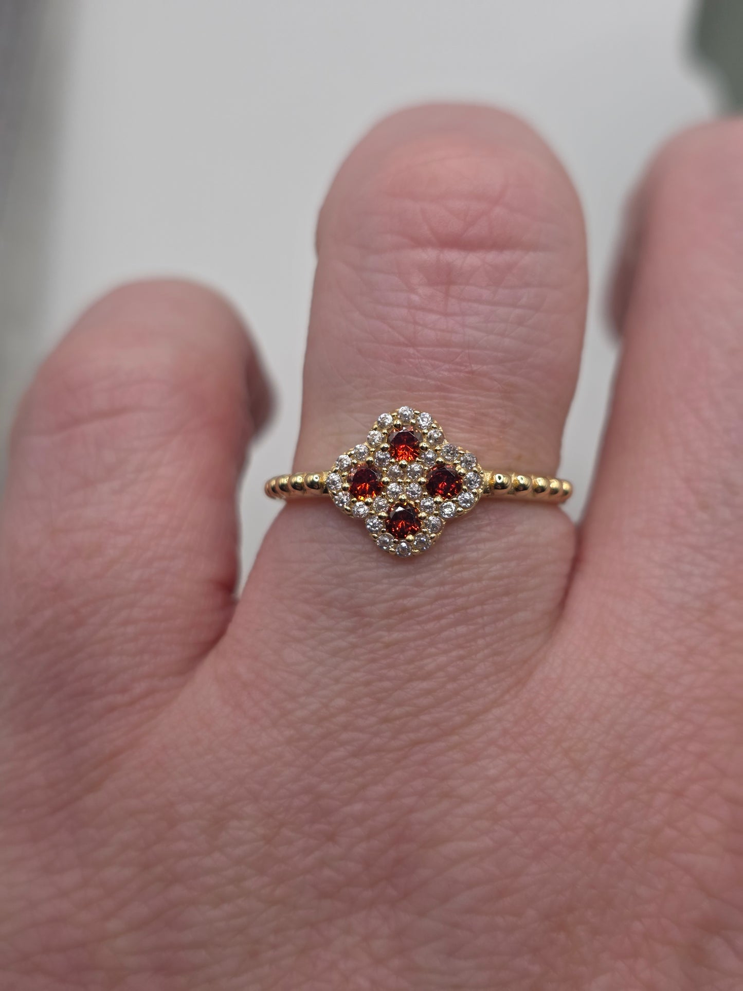 14ct gold cz flower ring