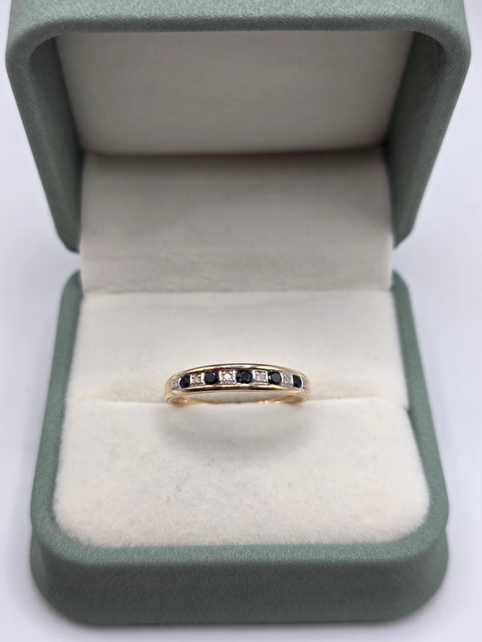 9ct gold sapphire and diamond ring