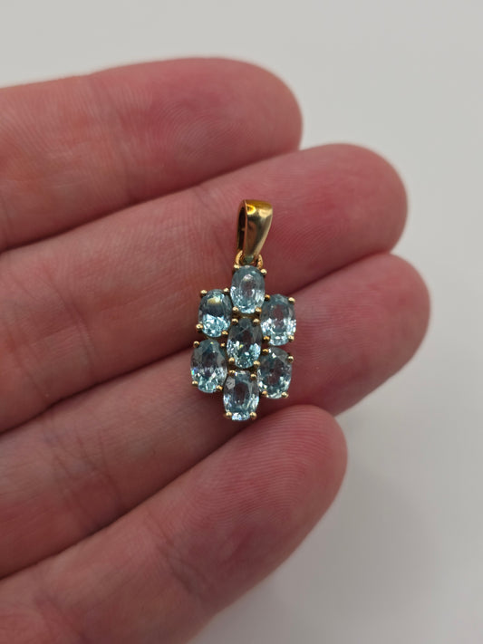 9ct gold apatite pendant