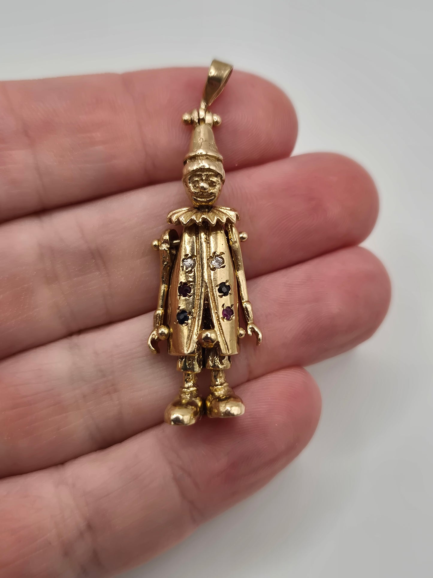 9ct gold multigem clown pendant