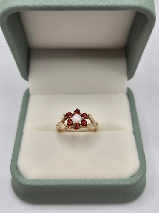 9ct gold opal and garnet ring