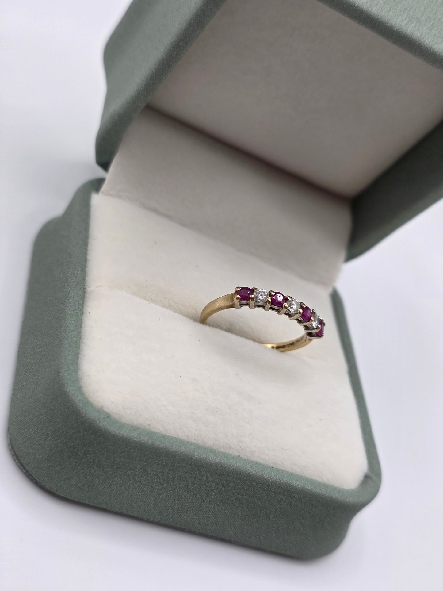 9ct gold ruby and cz ring
