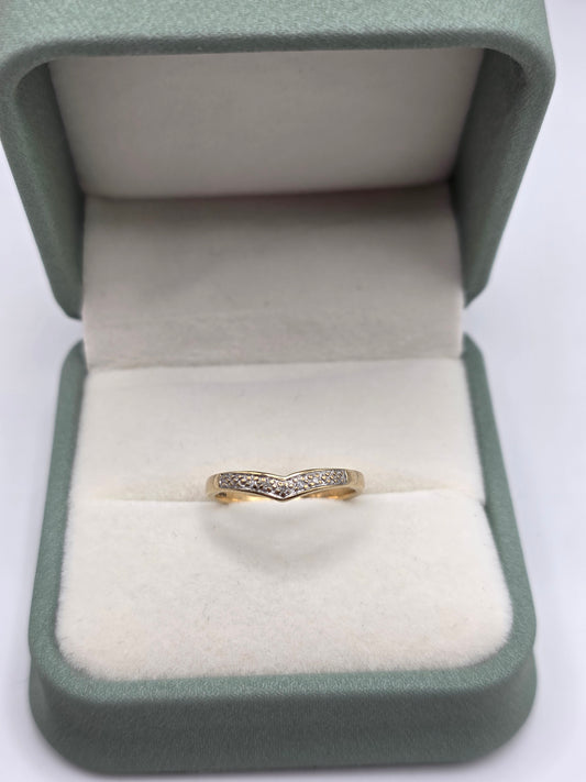 9ct gold diamond wishbone ring