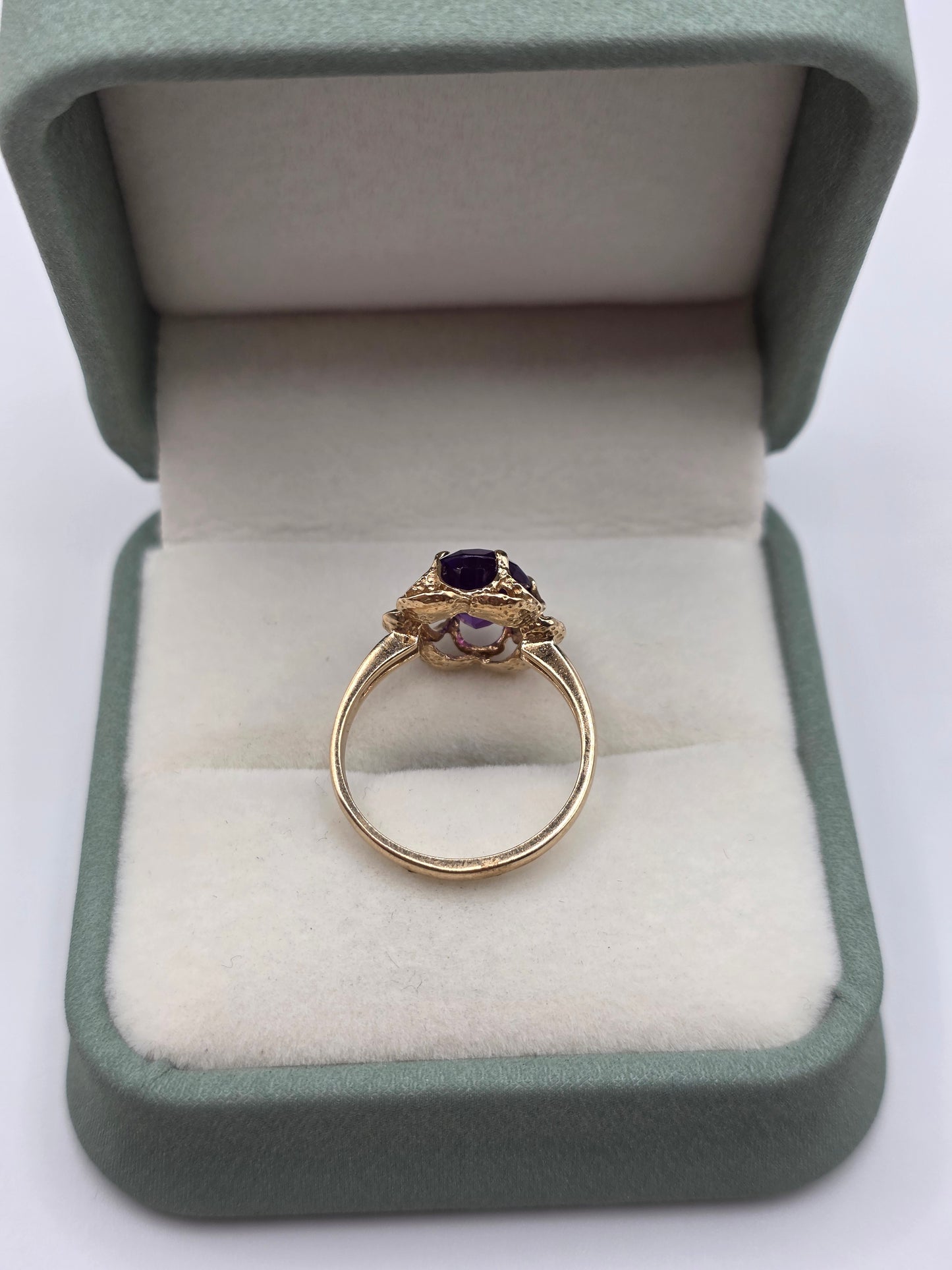 9ct gold amethyst ring