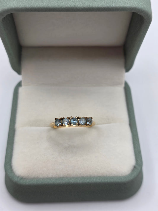 9ct gold topaz ring