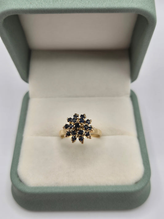 9ct gold sapphire ring