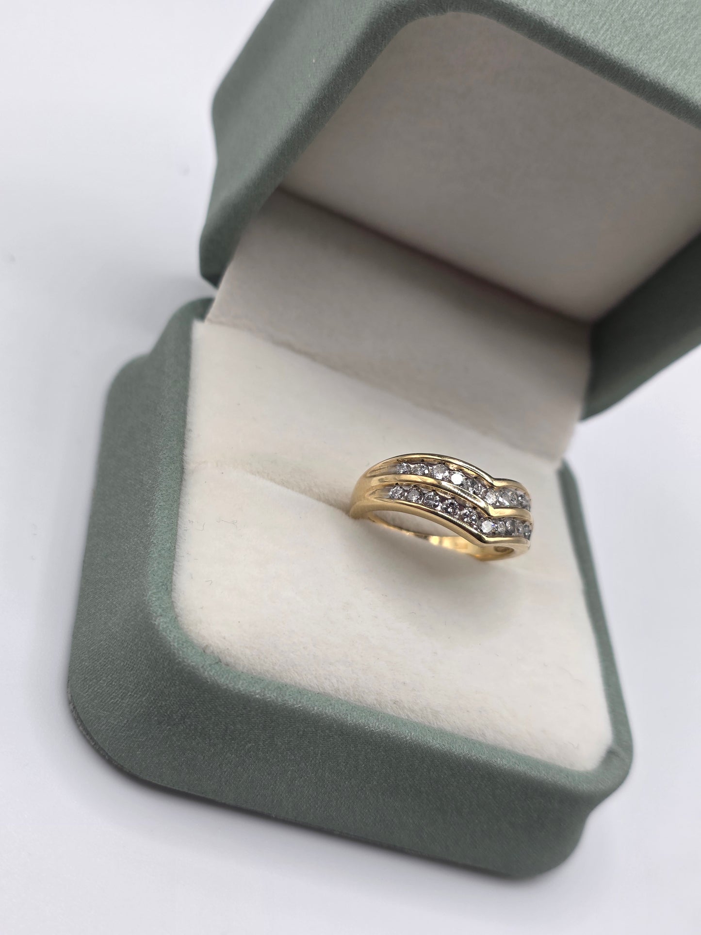 9ct gold diamond wishbone ring
