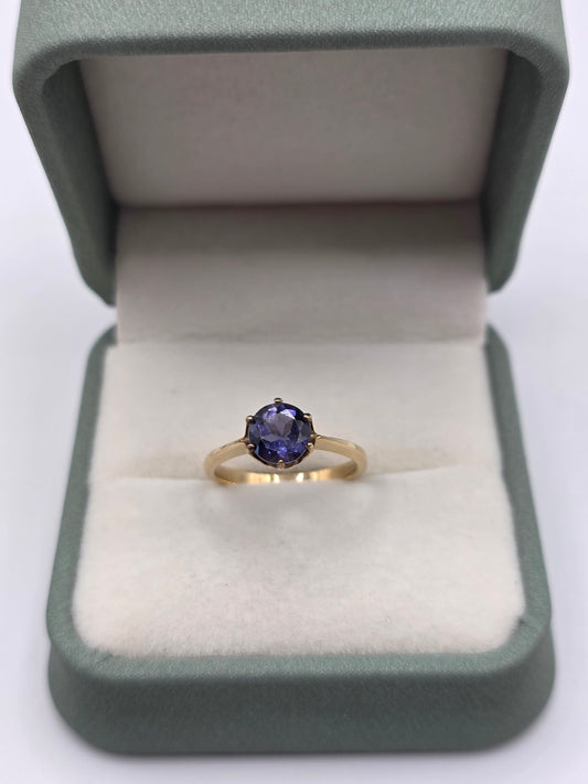 9ct gold iolite ring