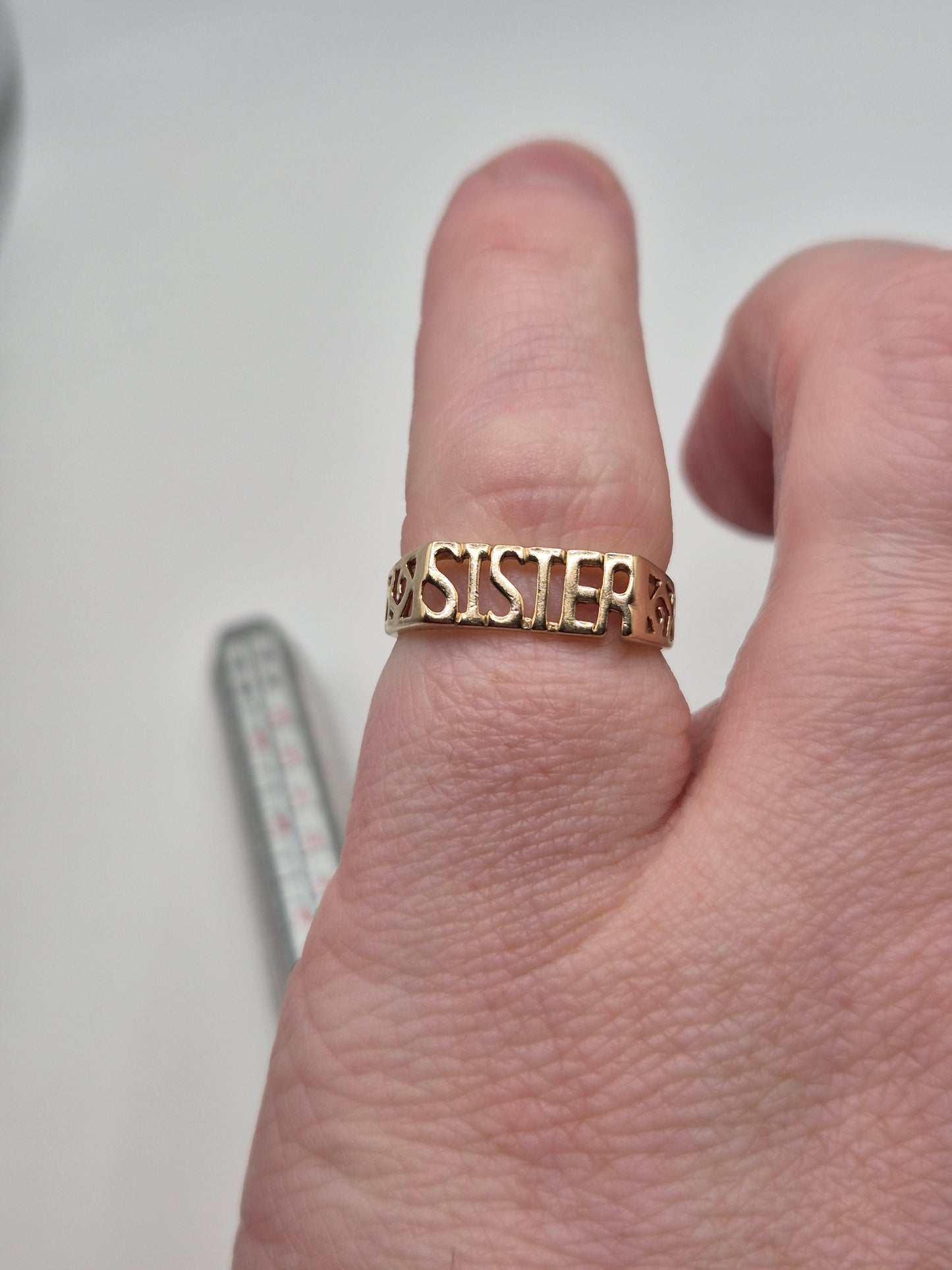 9ct gold Sister ring