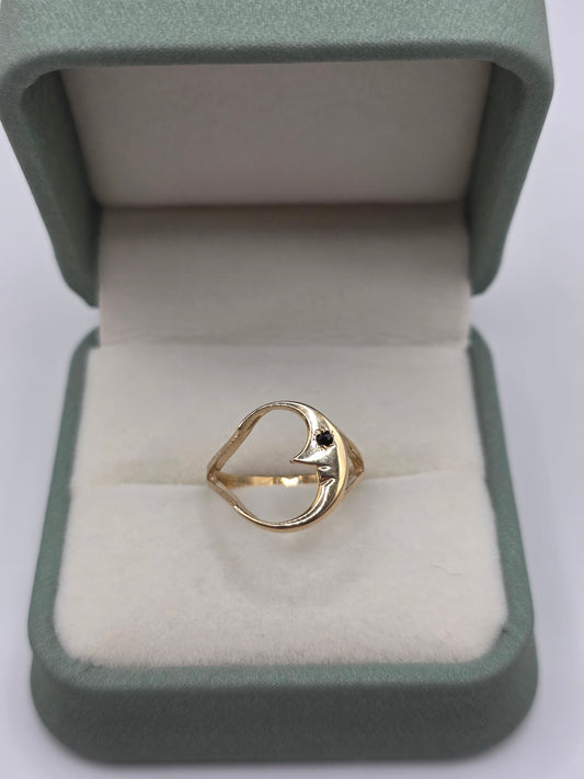 9ct gold sapphire moon ring