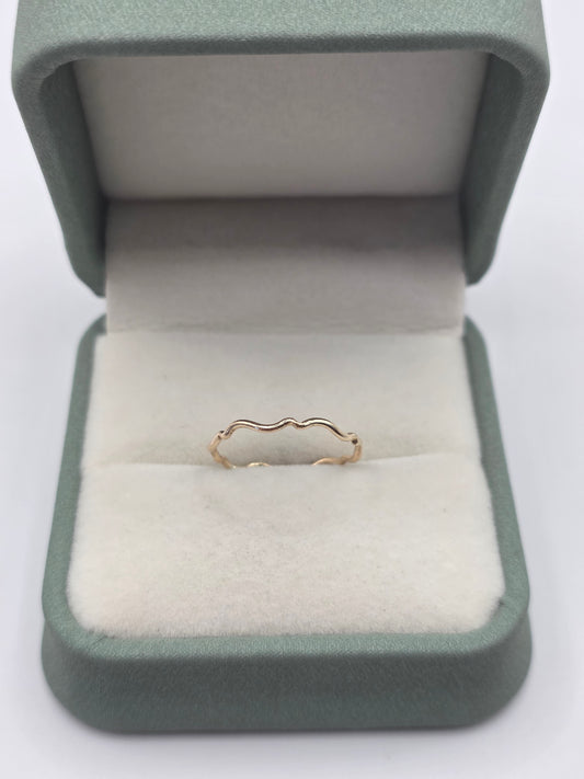 9ct gold tidal stacking ring