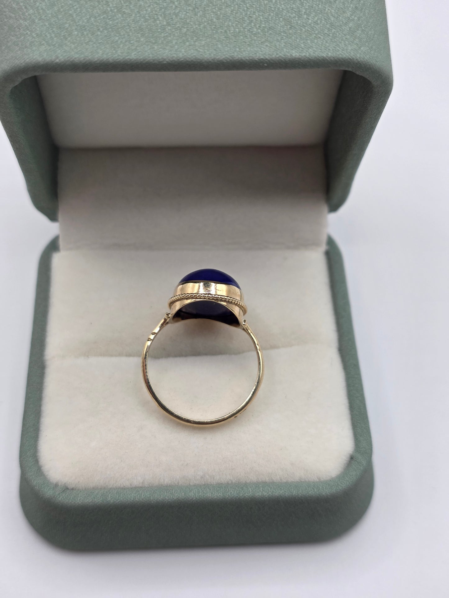 9ct gold lapis lazuli ring