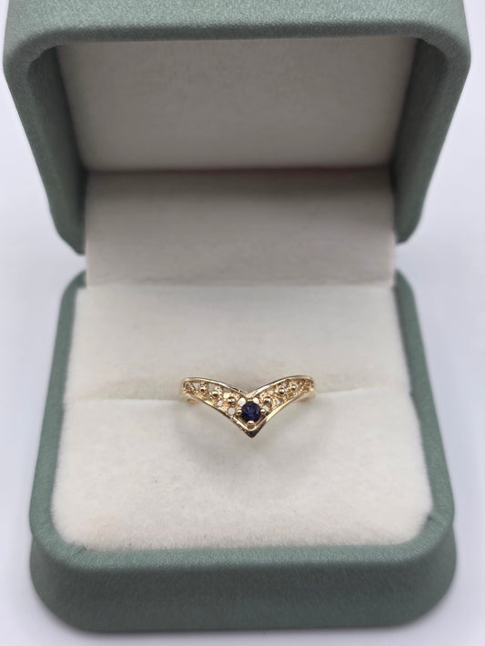 9ct gold sapphire wishbone ring