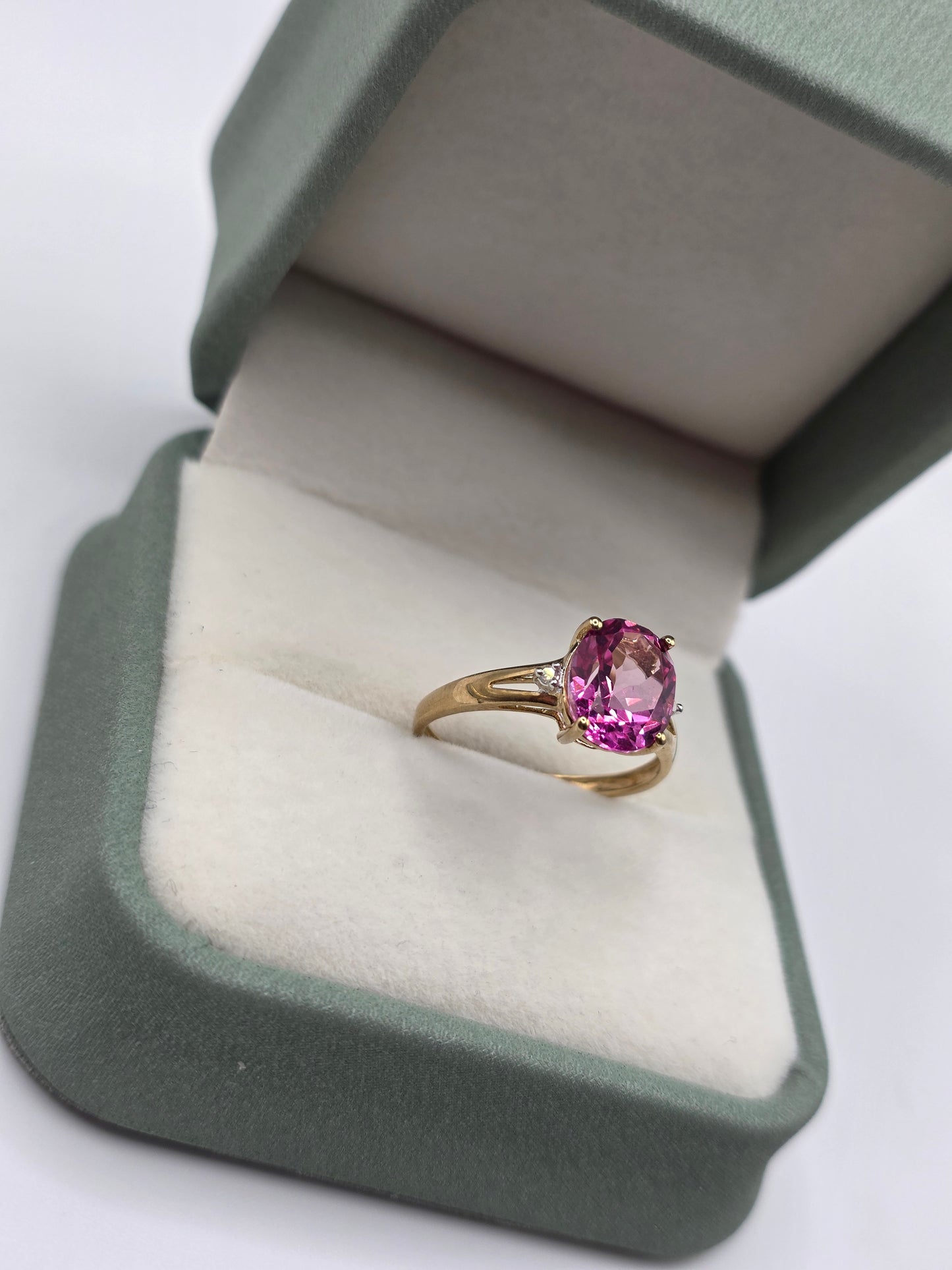 9ct gold pink topaz and diamond ring