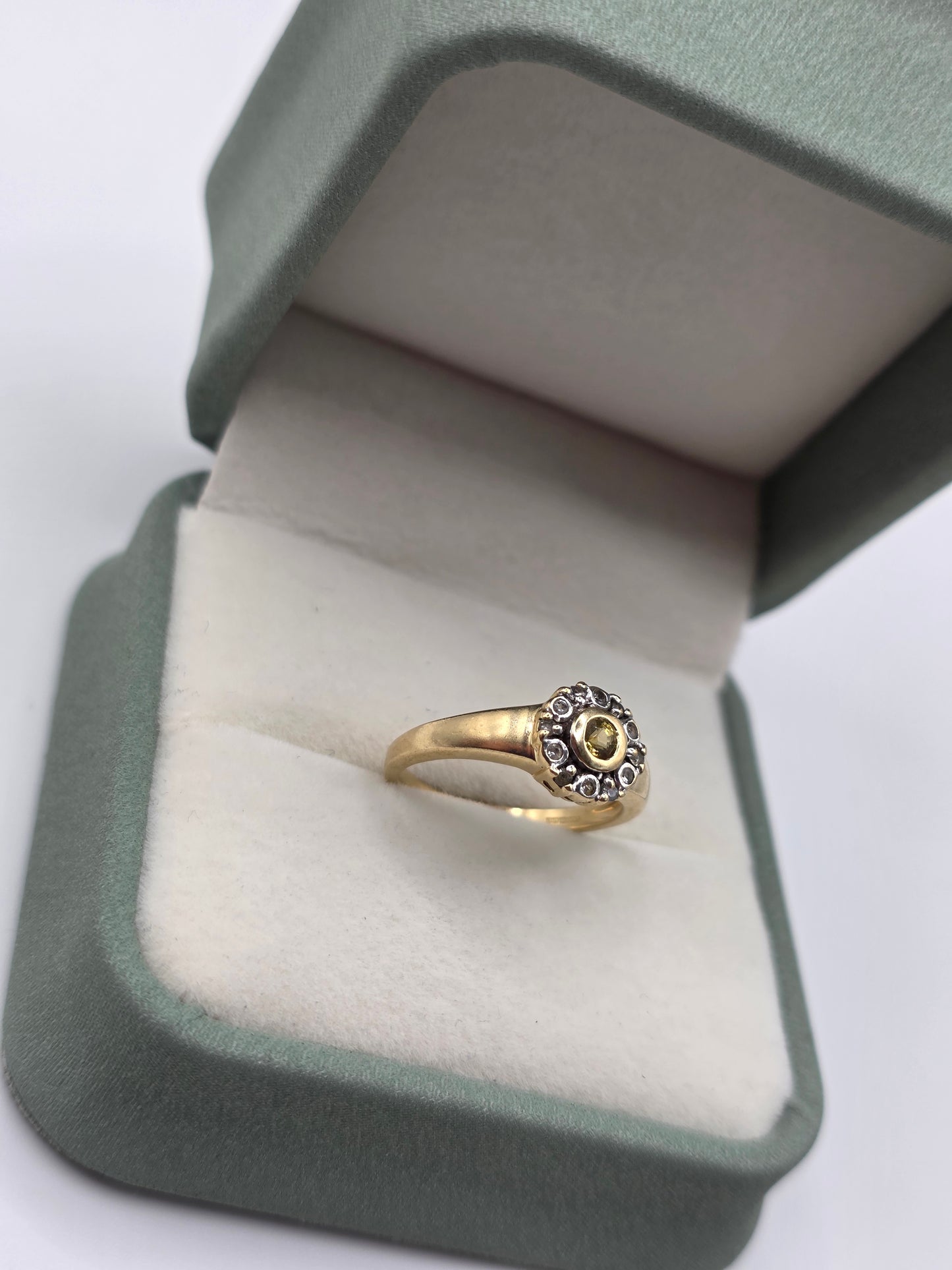 9ct gold citrine and zircon ring