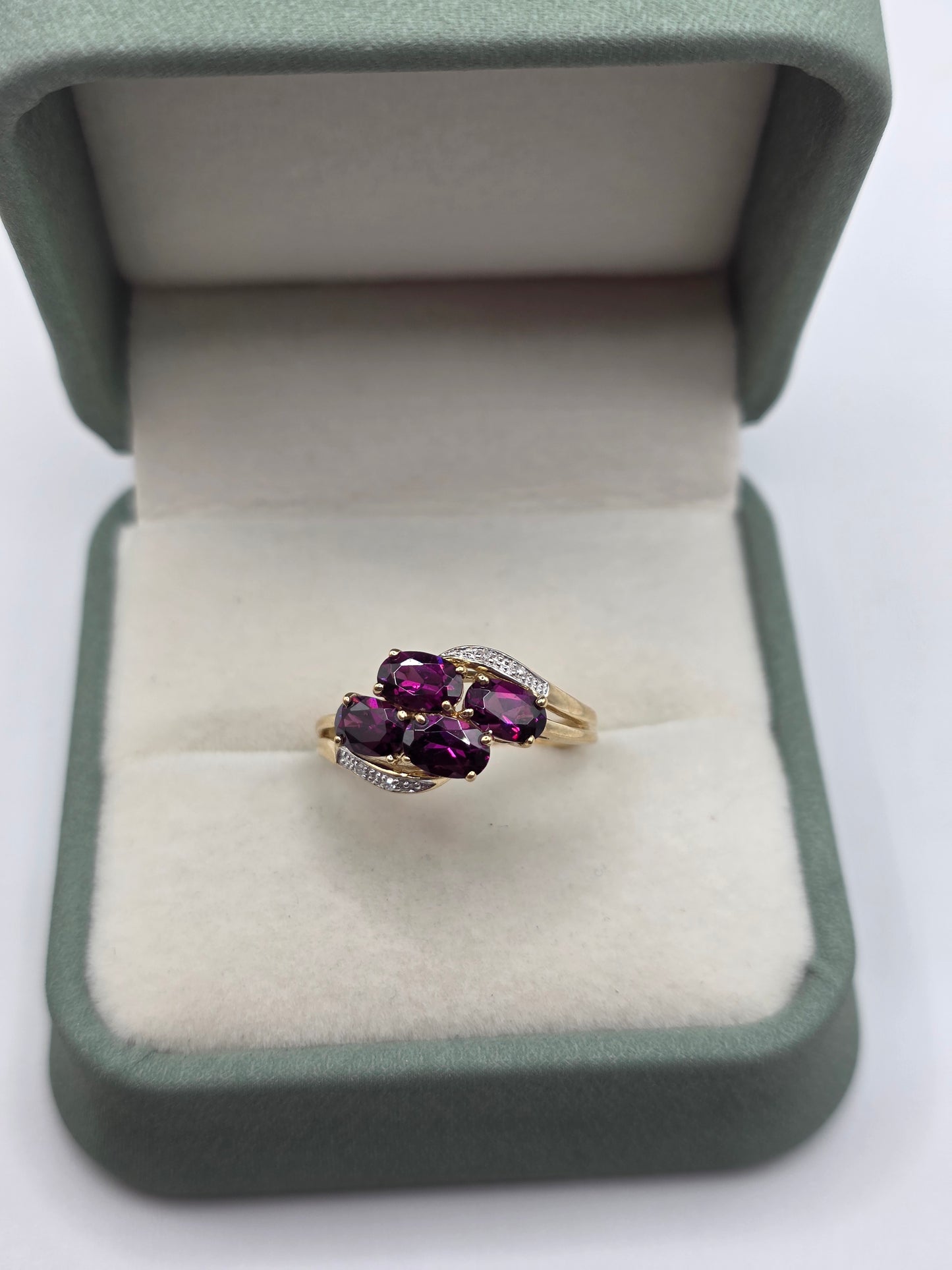 9ct gold tourmaline and diamond ring