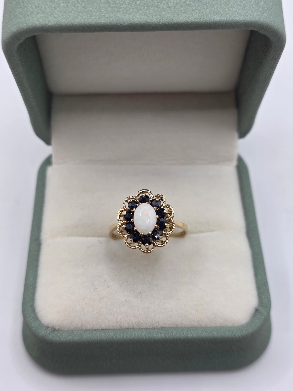9ct gold opal and sapphire ring