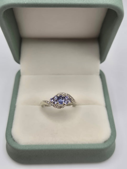 9ct white gold tanzanite and diamond ring