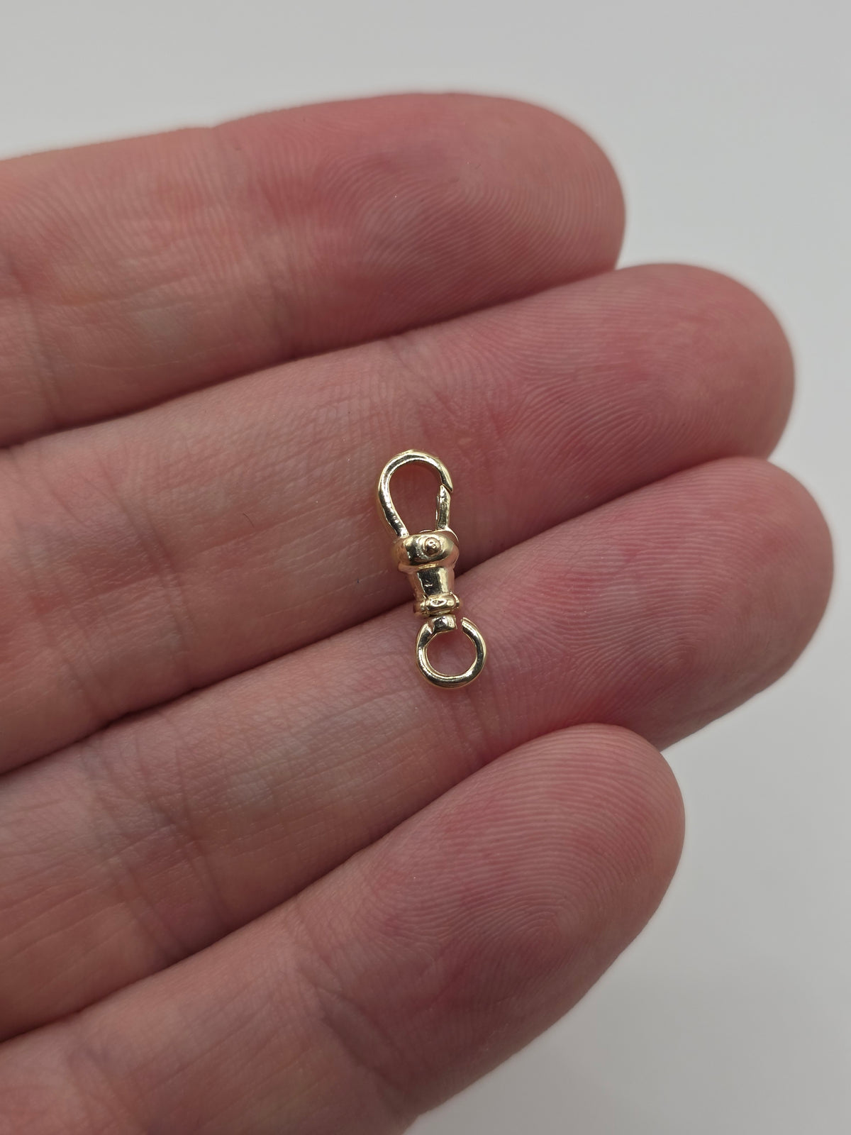 9ct gold 15mm swivel dog clip (8)