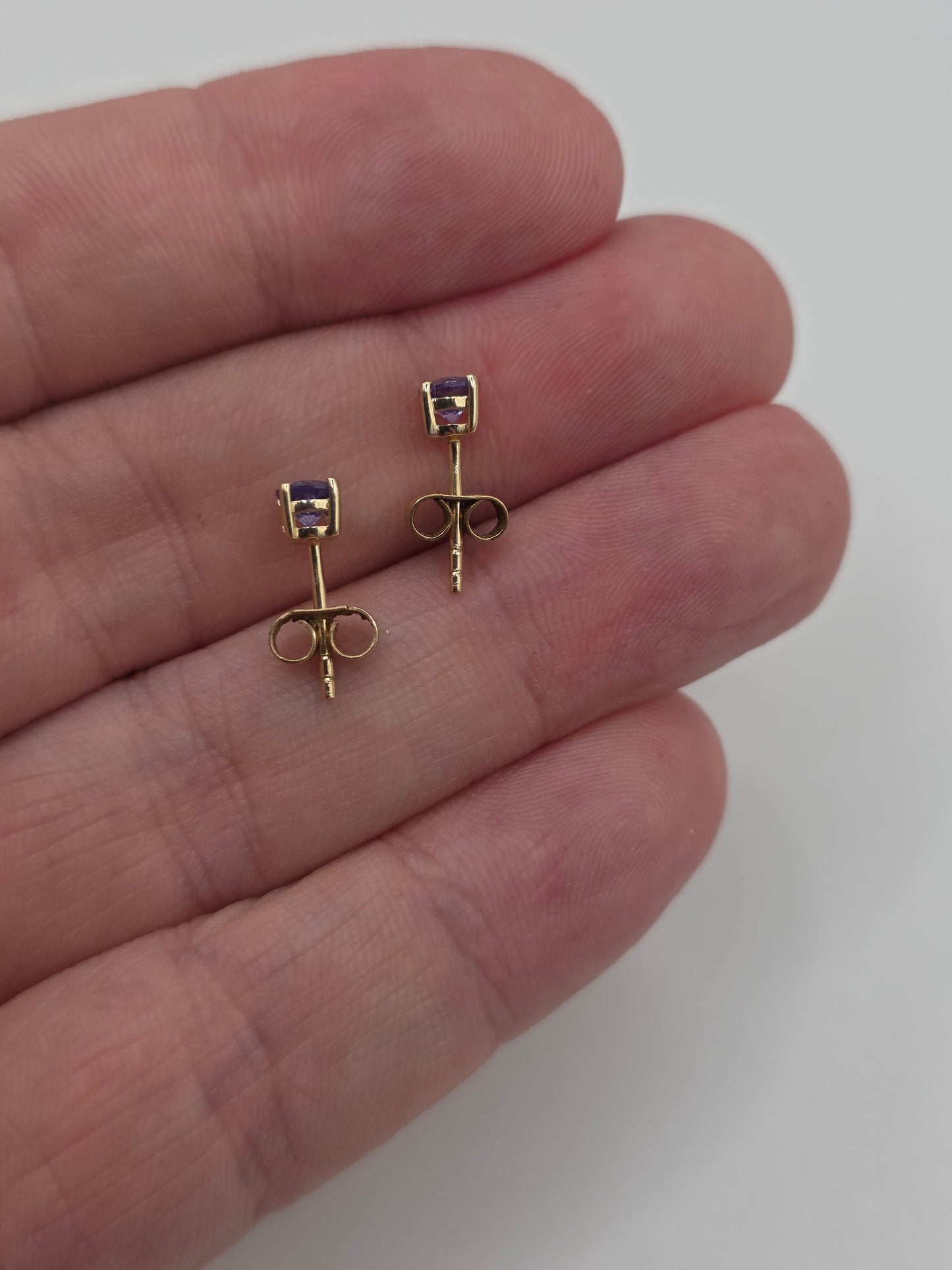 9ct gold tanzanite earrings