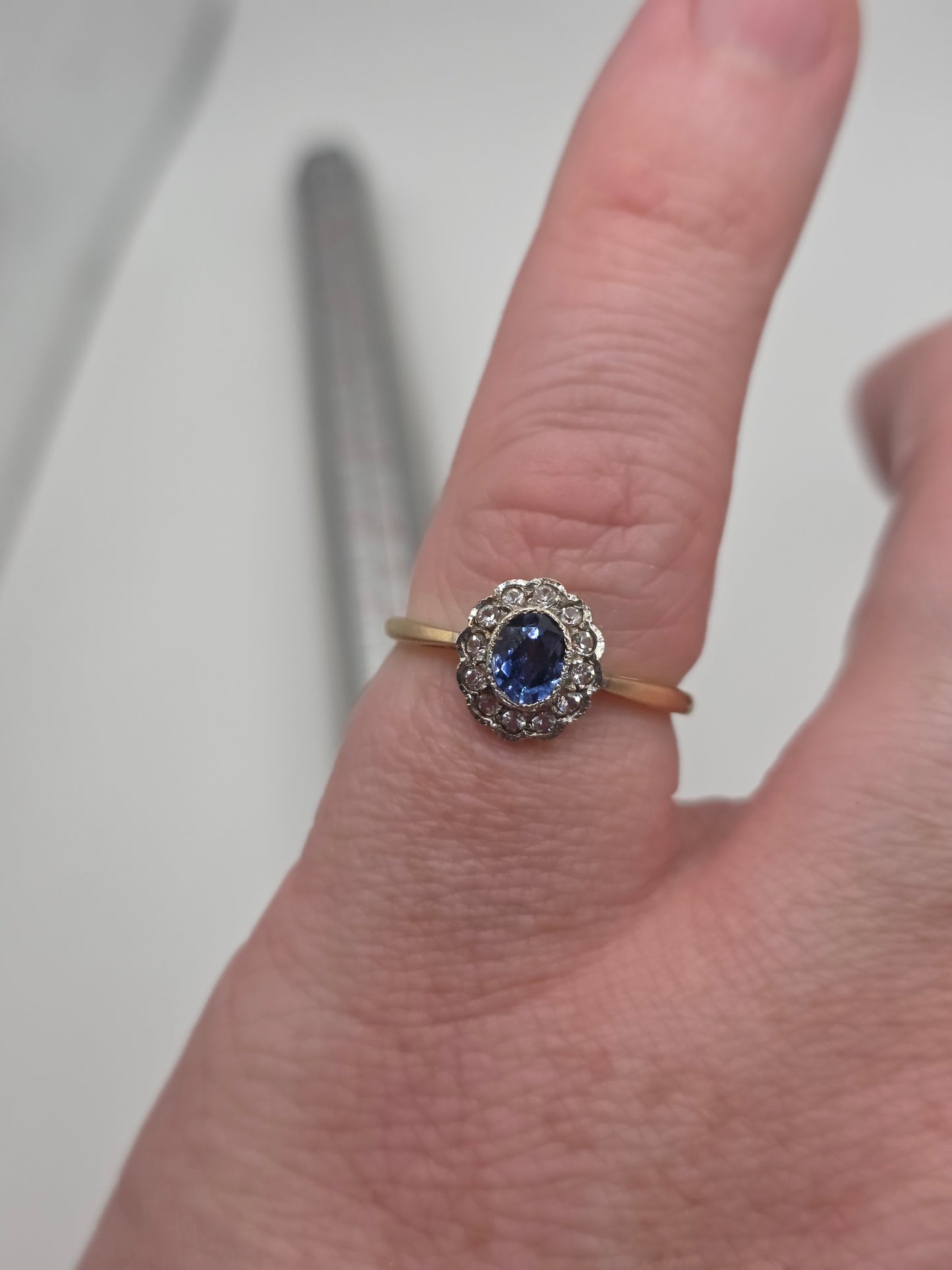 9ct gold sapphire and zircon ring