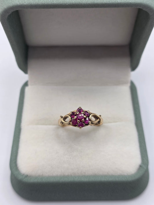 9ct gold ruby cluster ring
