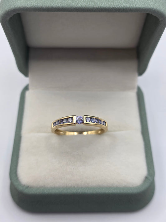 9ct gold tanzanite ring