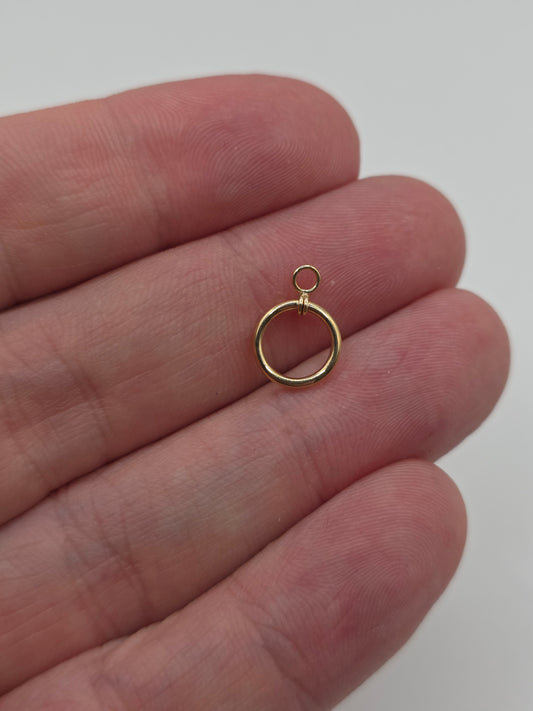 9ct gold ring charm