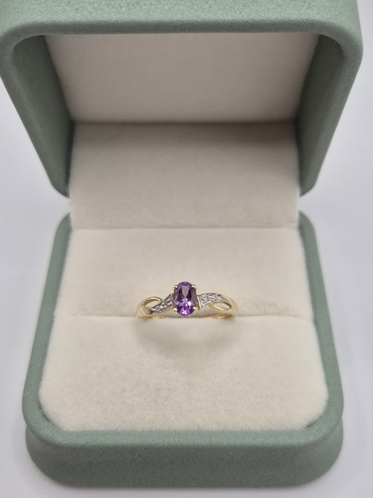 9ct gold amethyst and diamond ring