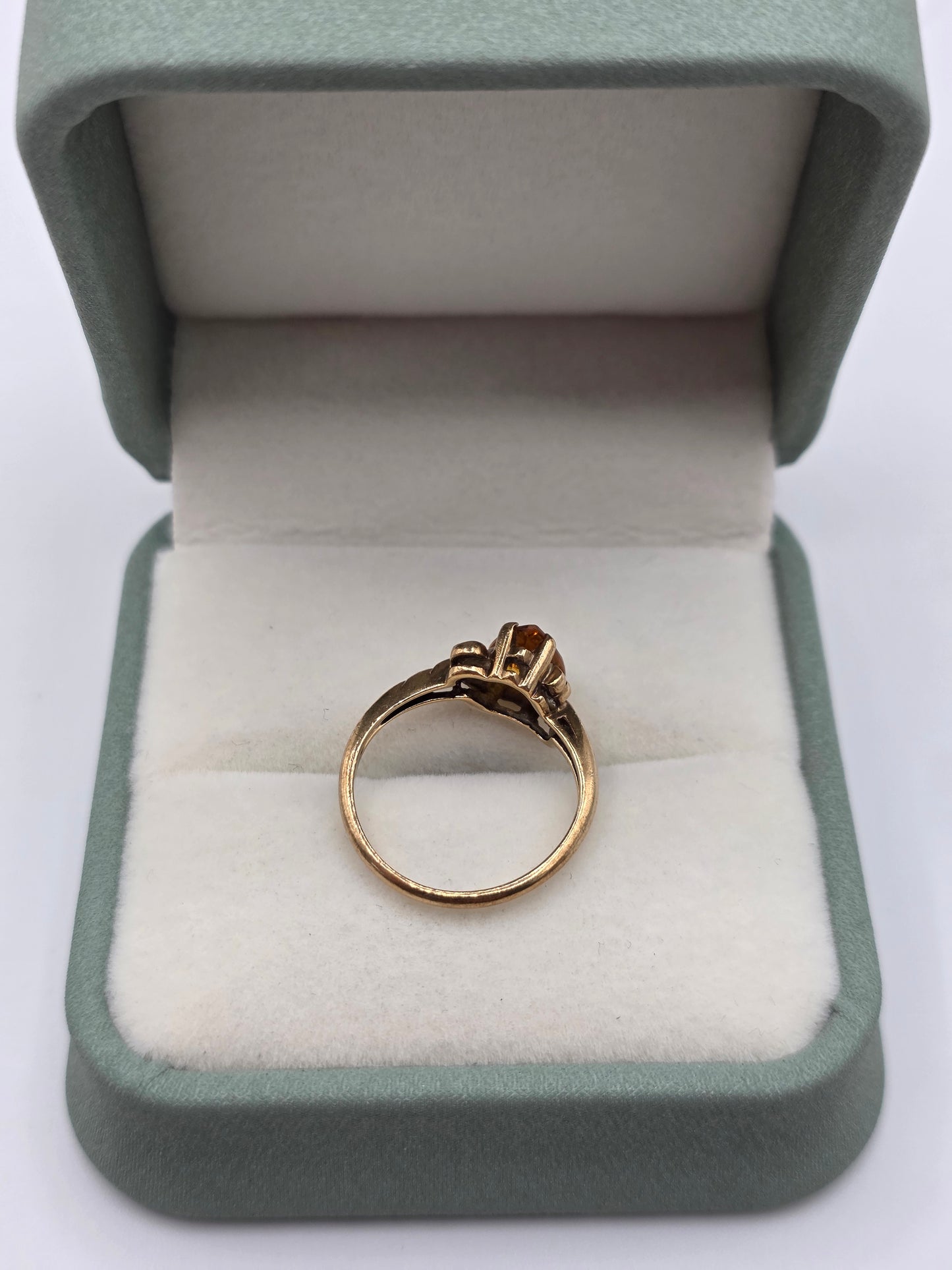 Vintage 9ct gold citrine ring