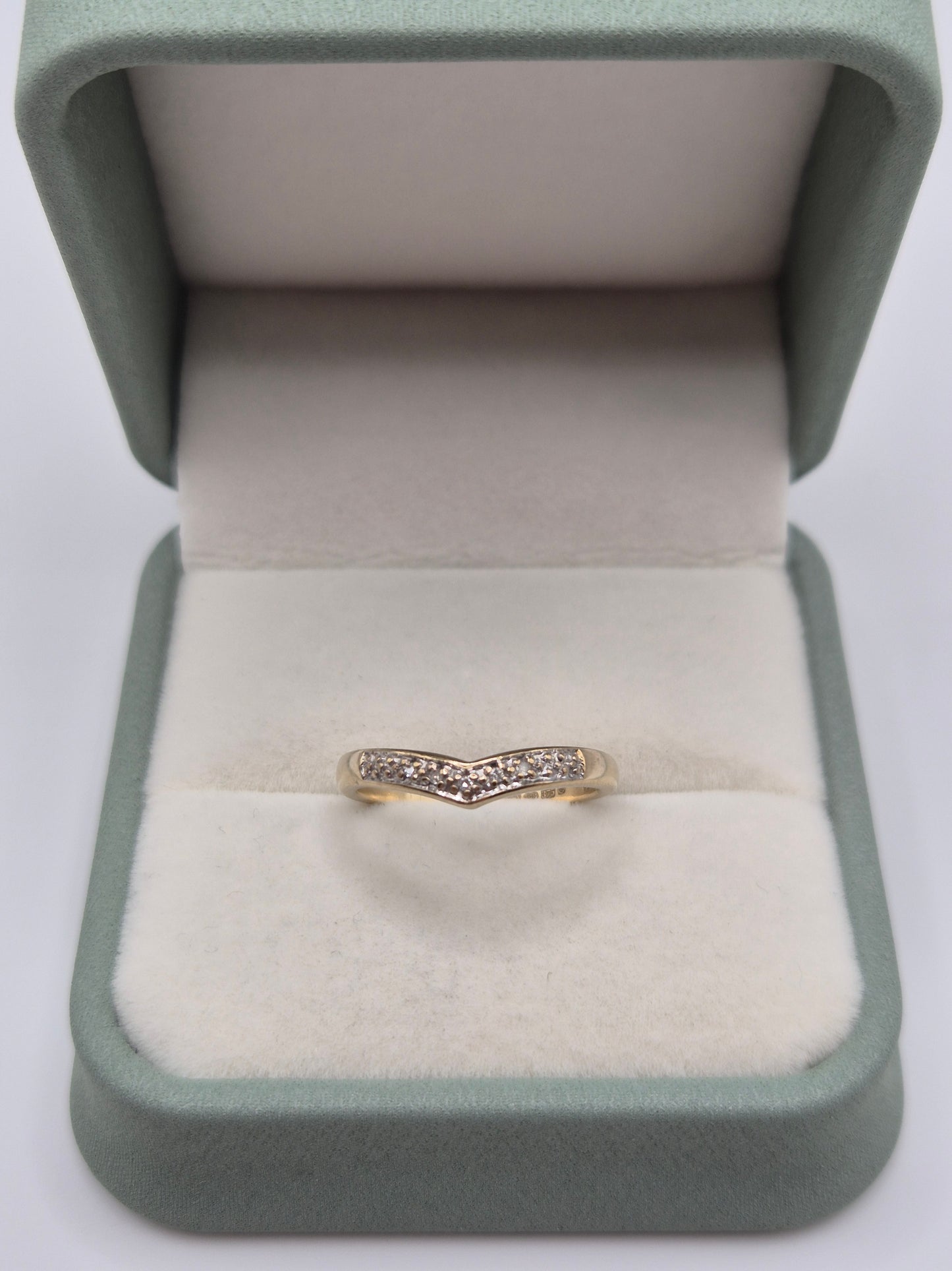 9ct gold diamond wishbone ring