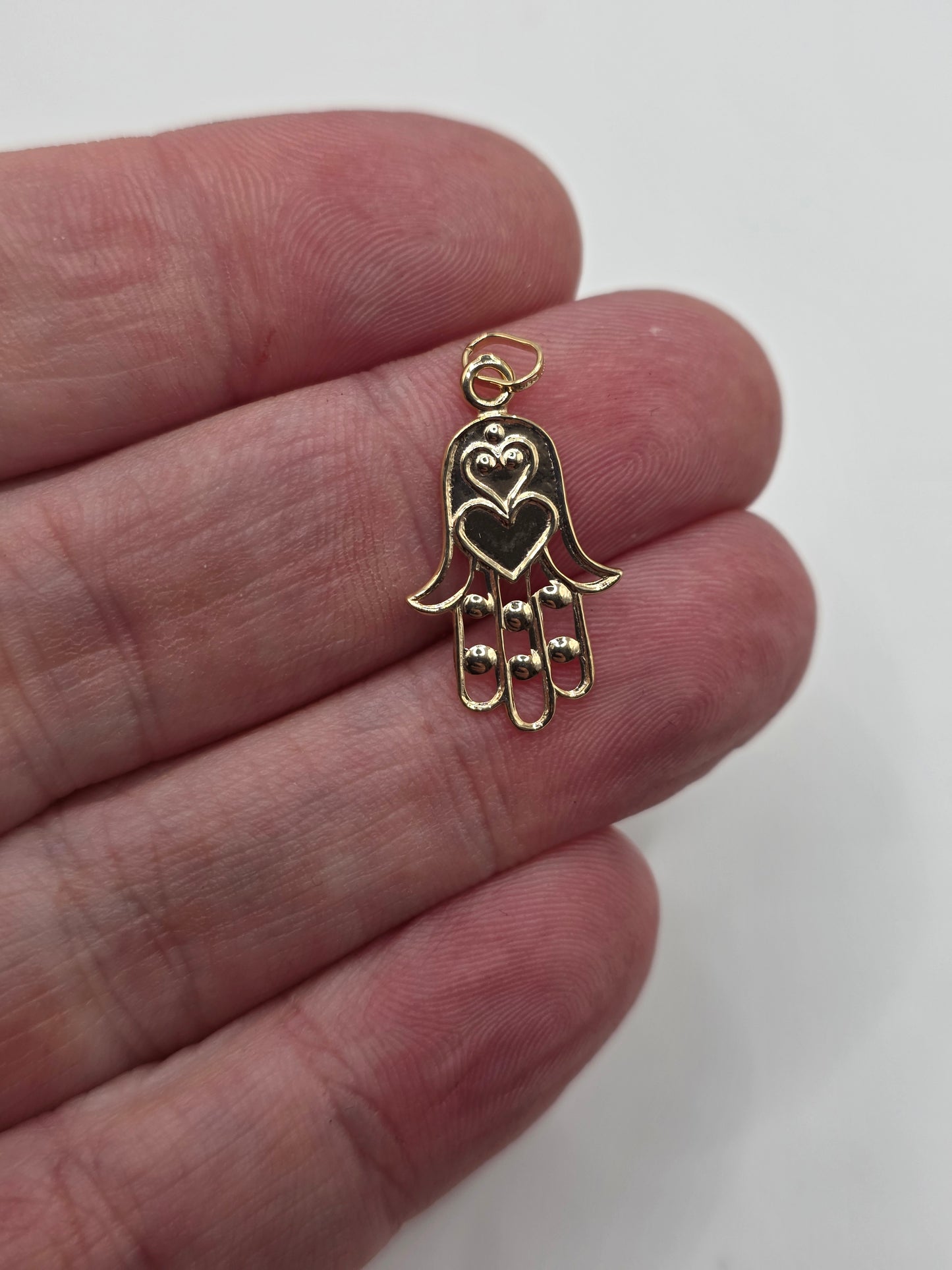 9ct gold hamsa charm