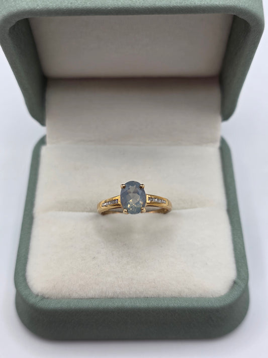 9ct gold fluorite and diamond ring