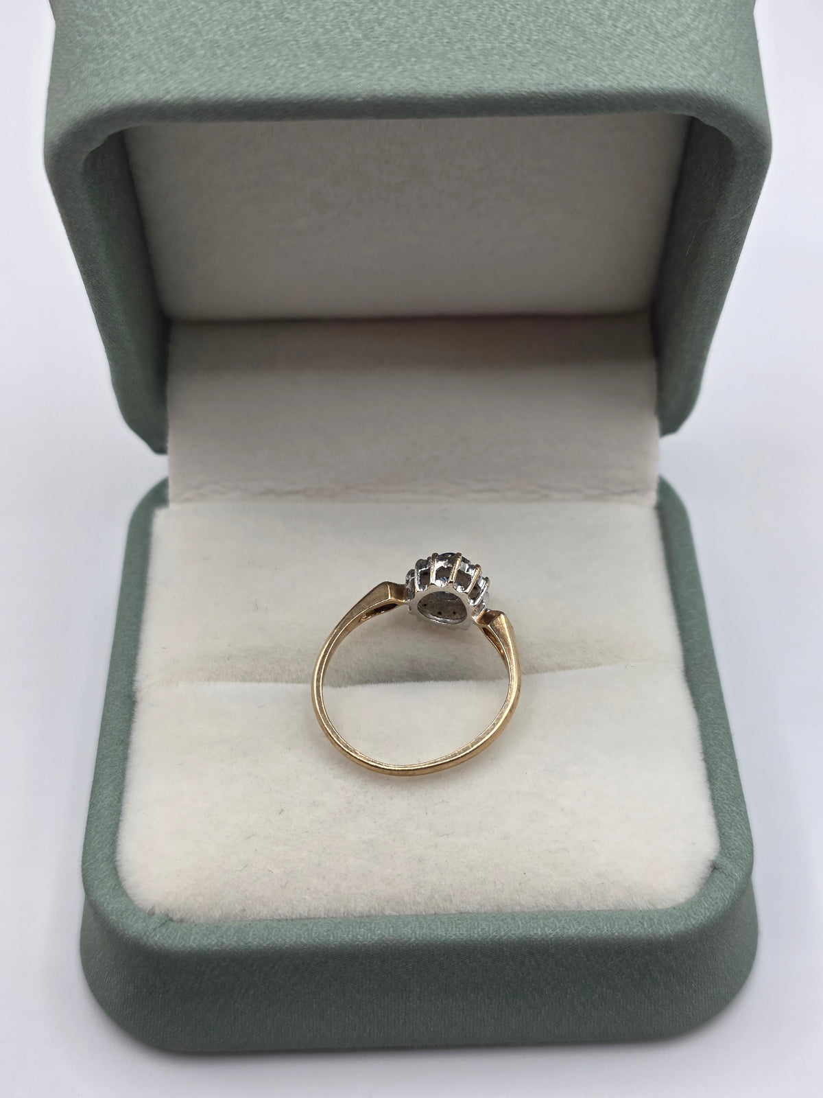 9ct gold sapphire and diamond ring