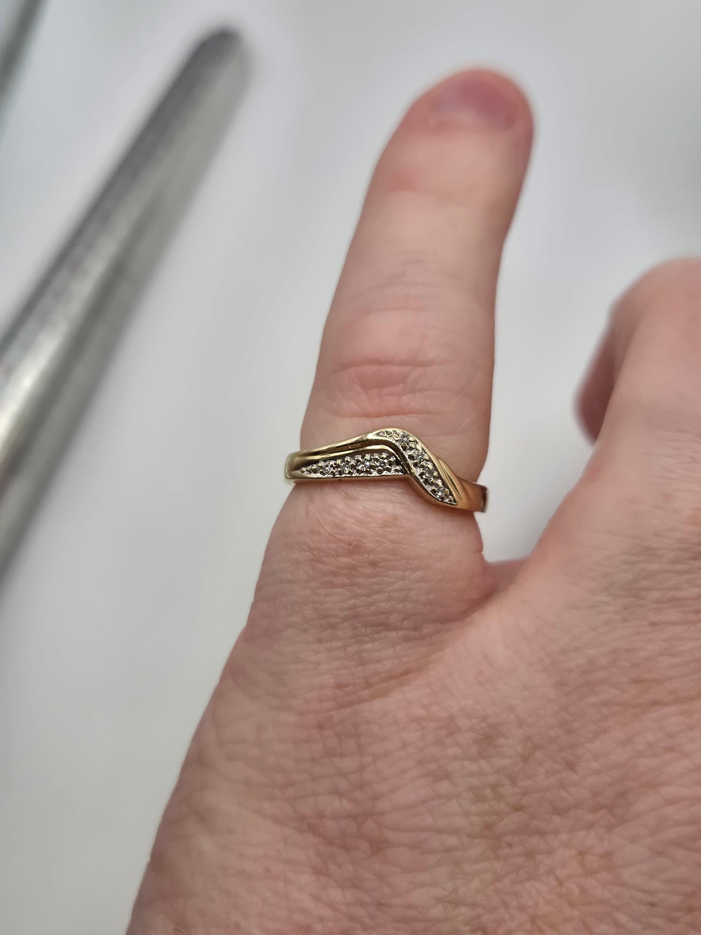 9ct gold diamond wishbone ring